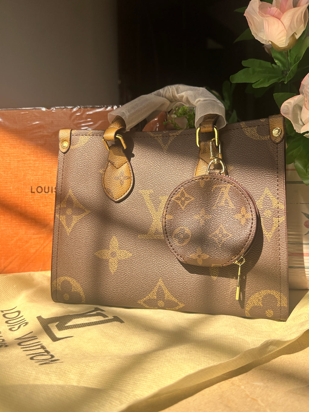 OnTheGo Monogram Canvas Signature Bag BOX PACKING